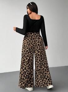 SHEIN EZwear Bộ đồ liền thân ống rộng tay dài cổ vuông màu tương phản họa tiết da báo cổ điển cỡ lớn, thu/đông - Nhiều màu - Xem 2