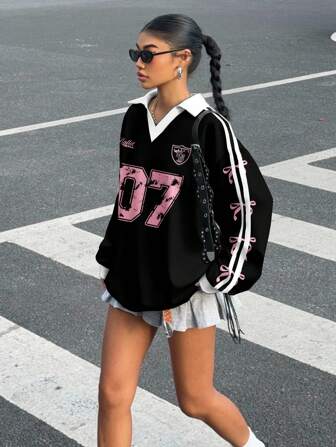 SHEIN EZwear 休闲拼色Polo领长袖宽松T恤，适合秋冬季，运动比赛，蝴蝶结印花，数字07印花，加大码