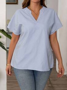 SHEIN PETITE CURVE Große Größen Sommer Lässig gestreiftes Hemd mit Kerbe-Ausschnitt - Blau-Weiß - Übersicht 5