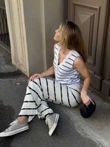 Pariaura Women's V-Neck Single-Breasted Striped Casual Knit Vest Knitted Sweater Clothes For University