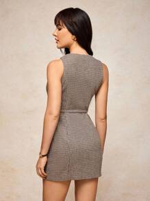 House of One Jacquard Elegant Skinny Button-Up Embellished Boat Neck Sleeveless Mini Dress Women Fall Winter Old Money Fall Outfits Business Professional Women Business Casual Woman