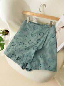 CosyJoli Plus Size Casual Embroidered Skirted Shorts For Vacation - Green - View 1