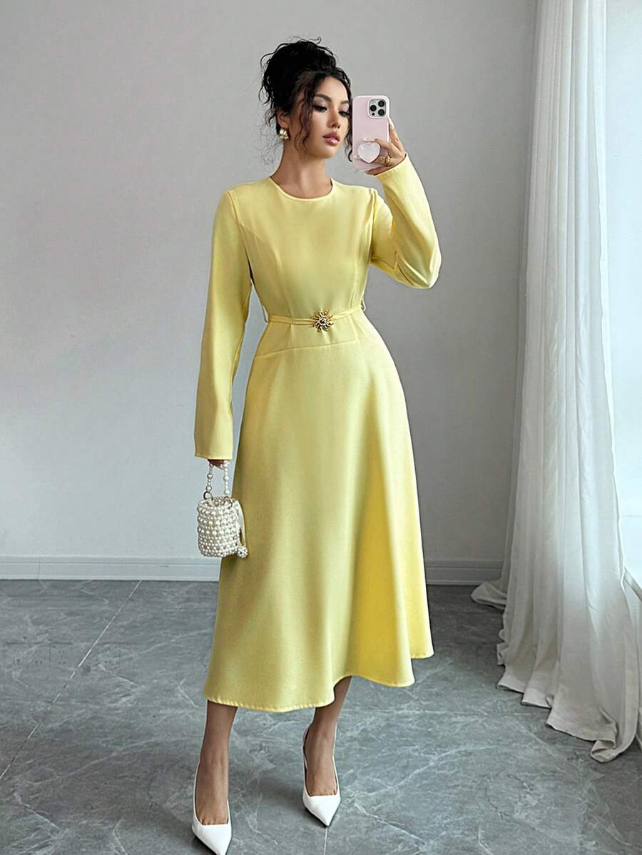 Elenzga Đầm suông chữ A cổ tròn tay dài màu trơn thanh lịch dành cho nữ - Vàng nhạt - Xem 1