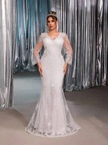 Glamrae Elegantes romantisches Brautkleid in Große Größen mit tiefem V-Ausschnitt, Schulterausschnitt, Blumendekoration, luxuriösen französischen Quasten, Patchwork-Strick und Meerjungfrauensaum mit Schleppe