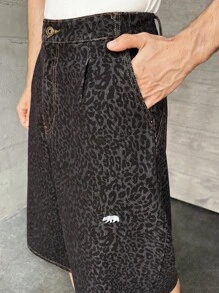 ESTAVOR Herren Mode Lässig Loose Leopard Muster Shorts mit Stickerei