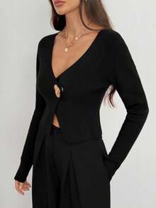 SHEIN Tall 黑色不对称紧密针织开衫 黑色长袖上衣 黑色V领上衣 黑色裹身上衣 罗纹黑色上衣 女士黑色上衣 秋冬黑色V领上衣 - 黑色 - 查看 3