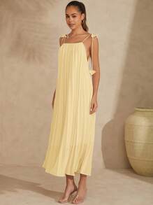 L'Amorae 褶裥 3D 花朵肩带系带细节长裙