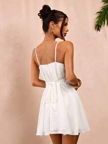 SHEIN BAE Váy mini bó sát hở lưng bằng vải chiffon trắng trơn dành cho nữ, váy trắng, thích hợp cho lễ tốt nghiệp, mùa tựu trường - trắng - Xem 3