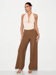 KIZN 露背吊带短款上衣，适合夏季晚宴、派对、夜店等场合，优雅垂褶前襟无袖设计，后背系带细节。 - 杏色 - 查看 3