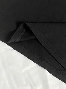 StreetHx 女式夏季 V 领紧身 T 恤，朋克亚文化带翼十字架动漫印花短袖黑色 V 领 T 恤 - 黑色 - 查看 3