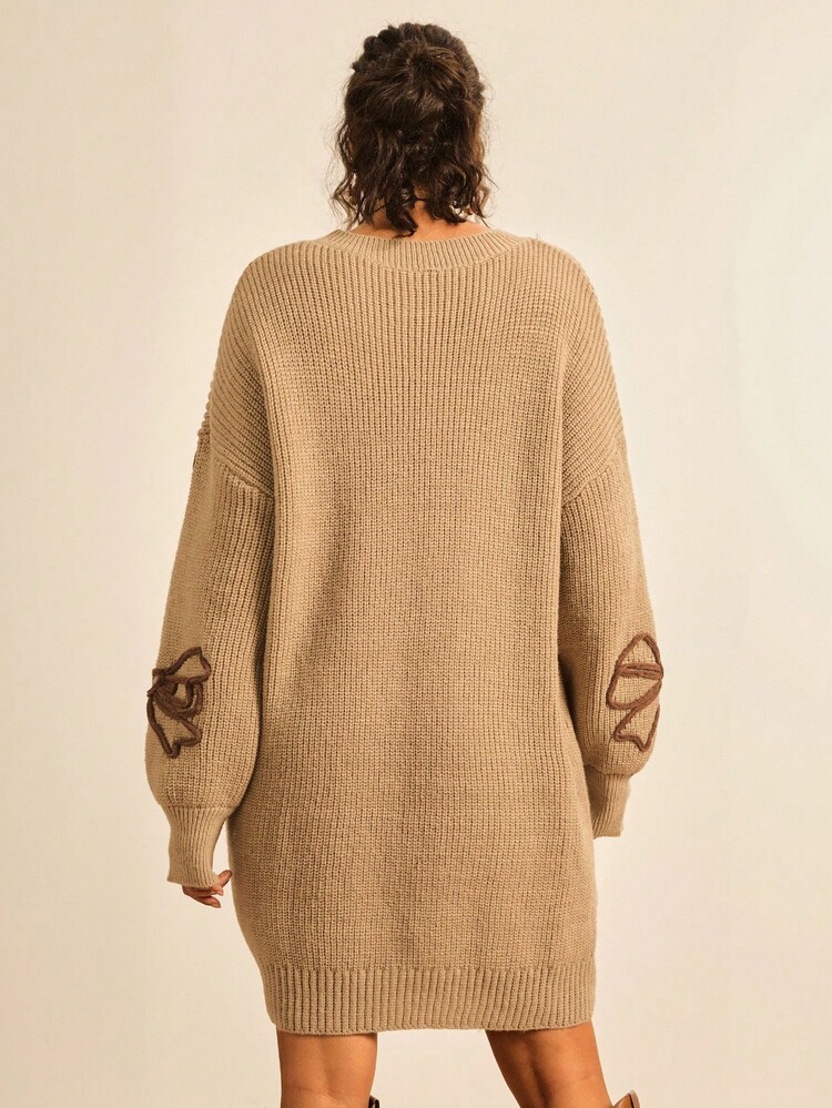 Freevana 大码女式花卉刺绣图案落肩宽松针织毛衣裙，休闲日常穿着，秋冬 - 卡其色 - 查看 3