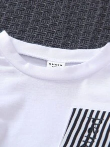 SHEIN 2 Stücke Baby Jungen Akademie Besticktes Bleistift Muster Weiß Gestricktes Langarm T-Shirt und gestreifter Lässig Webware Hosen Set, vielseitig für Schule, Alltag, Ausflüge, Urlaub, Reisen, Entspannung, Sonnenbaden, Herbst, Outdoor Sport und Lässig Outfit Baby Jungen Kleidung Herbst Kleidung Baby Jungen Sets Jungen Kleidung für Baby Herbst Baby Herbst Kleidung Set Premium Baby Kleidung Outfits für Baby Jungen Baby Jungen Kleidung Kinderbekleidung Jungen Kleidung Winter - Verschiedenfarbig - Übersicht 5