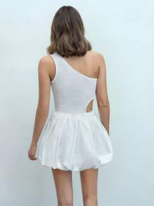 Maija 女式不对称不对称领腰镂空荷叶边下摆紧身连衣裙，白色，现代优雅无袖低腰泡泡下摆连衣裙，春夏，适合邮轮度假