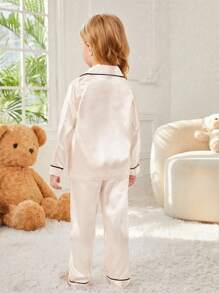 SHEIN Conjunto de pijama de satén con bloques de color y ribete de contraste para niña joven - Champán - Ver 2