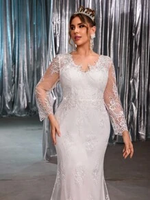 Glamrae Elegantes romantisches Brautkleid in Große Größen mit tiefem V-Ausschnitt, Schulterausschnitt, Blumendekoration, luxuriösen französischen Quasten, Patchwork-Strick und Meerjungfrauensaum mit Schleppe