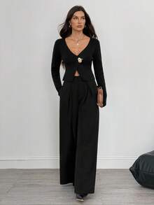 SHEIN Tall 黑色不对称紧密针织开衫 黑色长袖上衣 黑色V领上衣 黑色裹身上衣 罗纹黑色上衣 女士黑色上衣 秋冬黑色V领上衣 - 黑色 - 查看 7