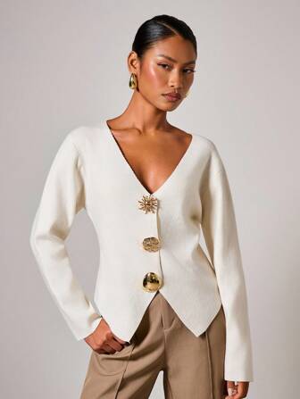 COSMINA Elegant kofta med metallknappar och v-ringning för dam, höst/vinter