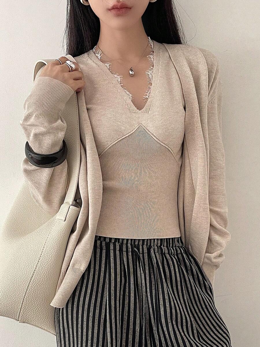 DAZY 2 件套女士纯色长袖宽松针织开衫和撞色蕾丝无袖针织上衣套装秋季 - 杏色 - 查看 1