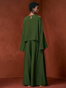 Zivah 2025新款秋季秋夏日常约会通勤商务淑女优雅沙滩邮轮派对简约网红爆款生日派对高端派对交叉领露肩露胸荷叶边长袖喇叭袖宽松上衣+阔腿裤超宽松长裤套装深军绿色女士两件套-A - 軍綠色 - 查看 2