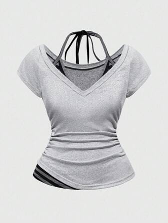 Grunge Punk Camiseta de mujer con cuello en V a rayas, contraste de color, lazo y efecto de dos piezas, estilo Y2K sexy, de vuelta al colegio, color gris