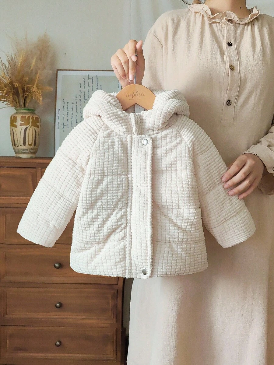SHEIN Vintaside Kids Áo khoác trùm đầu dài tay mùa đông cho bé gái, dễ thương, thời trang, thiết kế đơn giản và đa năng, hoàn hảo cho du lịch ngoài trời, cung cấp đủ khả năng chống lạnh, phong cách và thiết thực - Màu be - Xem 1