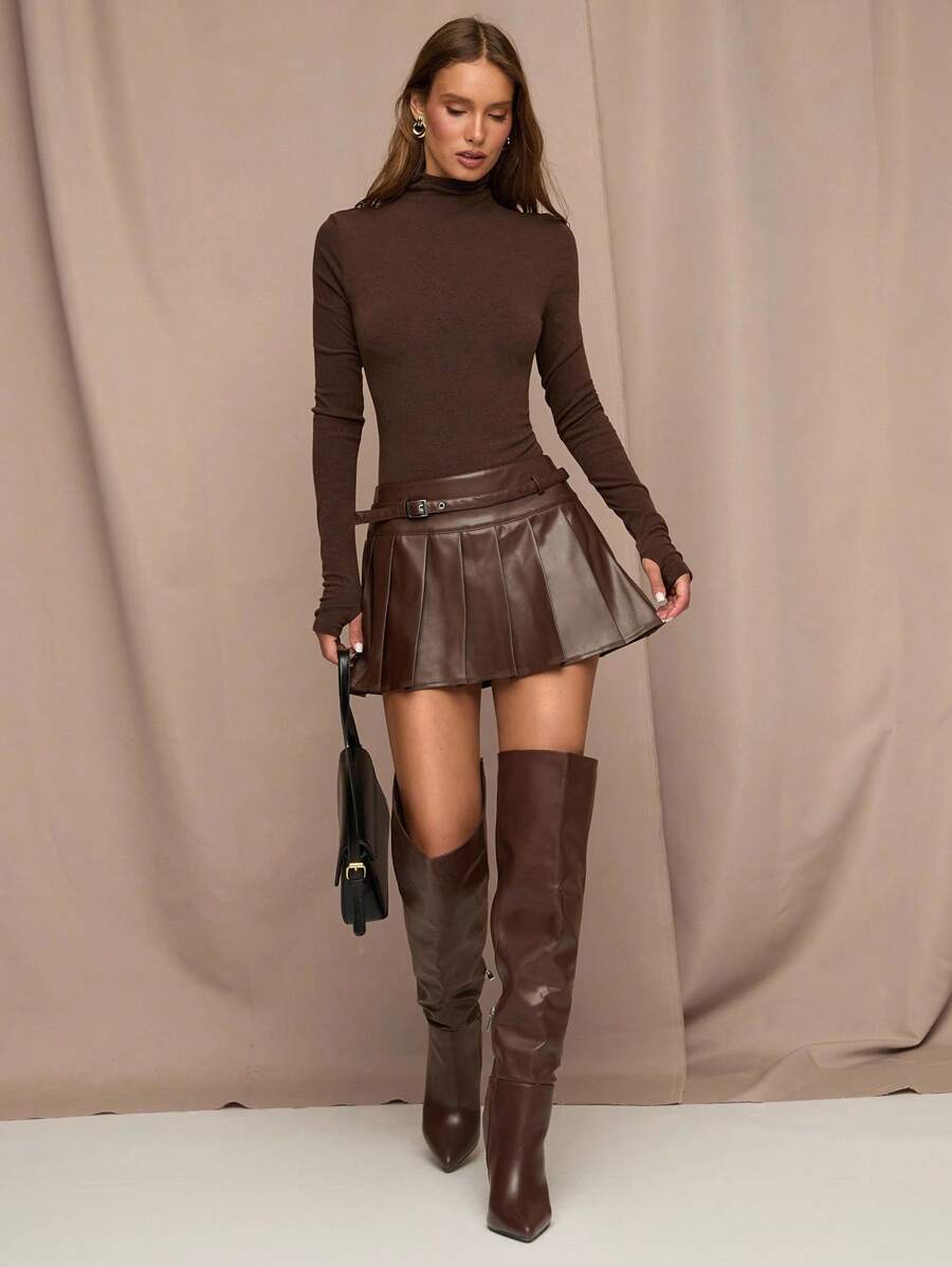 SHEIN BAE Women's Autumn And Winter Chocolate Brown Solid Buckle Design Pleated PU Leather Skirt,Leather Pleated Skirt, Skater Skirt,Fall Outfits Women,Winter Clothes For Women,Halloween Clothes , Business Casual Woman,Old Money Style Women