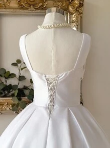 Lovelzi Elegant, Luxurious, Noble, Palace-Style White Satin Strapless Sweetheart Neckline Mermaid Silhouette Dress With Pearl Decor, Flared Hem, Suitable For Bachelorette Party, Wedding, Graduation, Vacation, Bridal Shower