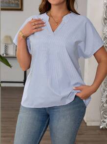 SHEIN PETITE CURVE Große Größen Sommer Lässig gestreiftes Hemd mit Kerbe-Ausschnitt - Blau-Weiß - Übersicht 1