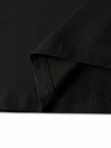 Manfinity Homme Bộ áo thun nam cổ tròn tay ngắn in khẩu hiệu thường ngày và quần short cạp rút dây - Nhiều màu - Xem 4