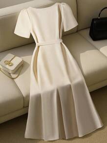Franclia Solid Color Sweetheart Neck Button Front Belted Waist Elegant Short Sleeve Dress