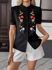 Pariaura 女式短款泡泡袖单排扣花卉刺绣衬衫，适合大学生穿着 - 黑色 - 查看 5