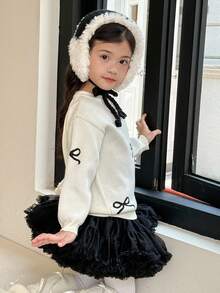 SHEIN Little Byeori Young Girl Casual Bowknot Pattern Pullover Sweater School Tops Cute Tops Graphic Bow Sweater Winter Sweater - Black and White - View 6