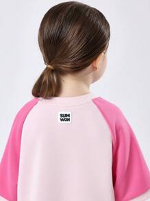 SUMWON Kalifornien Cool Kinder T-Shirt Kleid im Raglanstil, bequemes Sommer-Frühlings-Lässig-Spielkleid mit weißem Frontdruck