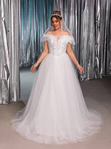 Glamrae 大码优雅浪漫宫廷风格白色露肩贴花装饰上衣，鱼骨奢华亮片串珠网眼拼布 A 字型新娘礼服，搭配拖尾荷叶边裙 - 白色 - 查看 5