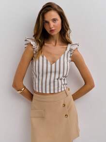 Nöista 无袖条纹短款上衣，V 领，肩部有可爱的荷叶边，是乡村女性服装和 7 月 4 日夏季风格的清爽之选。 - 卡其色 - 查看 1