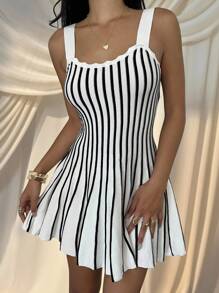 SHEIN EZwear 女式条纹腰部收紧飘逸下摆吊带毛衣连衣裙