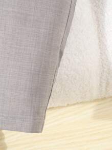 SHEIN 2 件套男婴正式绅士装，纯色背心 + 裤子套装，不含衬衫，不含配饰，适合 6 个月至 3 岁儿童，适合婚礼、表演、派对、生日、圣诞节、毕业典礼的正式服装 - 灰色 - 查看 7