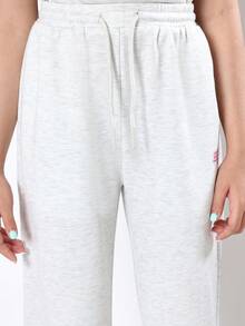 SUMWON 休闲套装 短款T恤 束口灯笼裤 冬季运动休闲节穿搭 街头风 青年日常基础款 旅行必备 舒适百搭休闲套装 - 淺灰色 - 查看 6