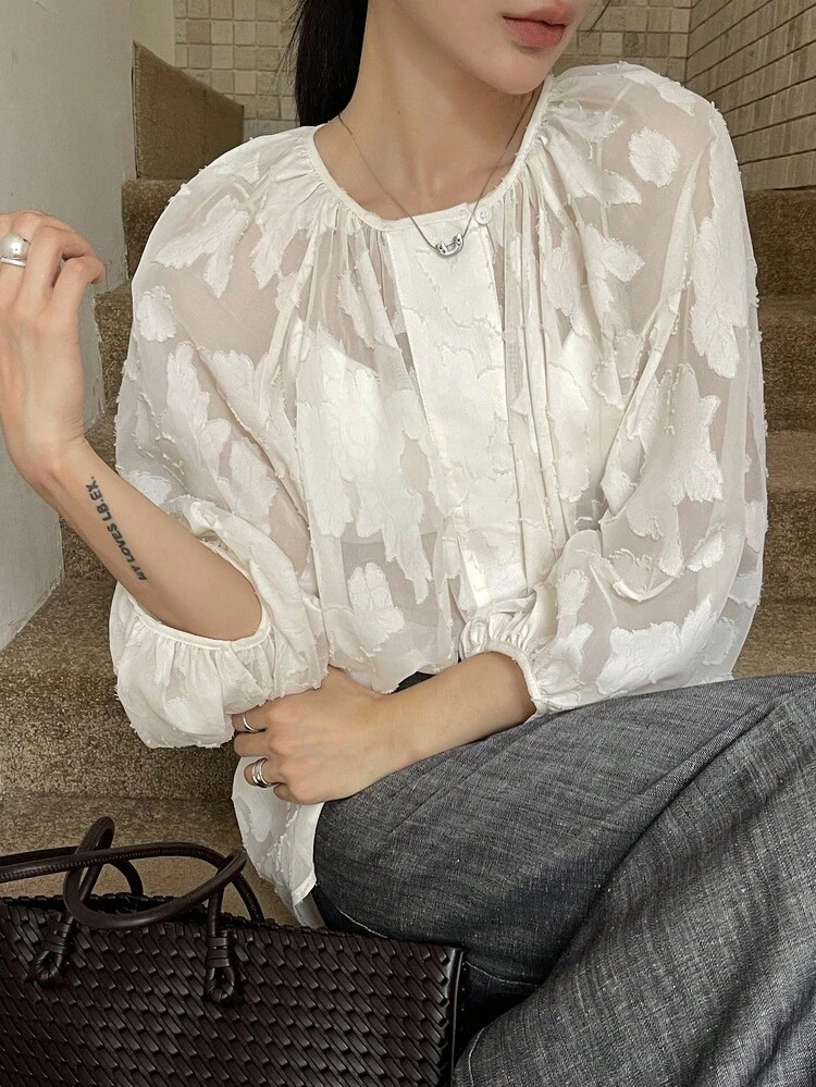 Women's Loose Casual Business Vacation Thin Sheer Mesh Allover Ditsy Floral Round Neck Cardigan Blouse, Long Sleeve, Suitable For Spring, Summer, Autumn