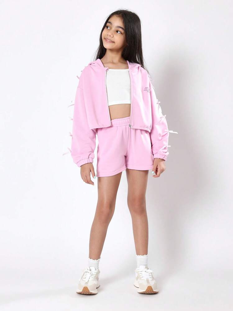 Sudadera con capucha, cremallera y mangas con lazo, con pantalones cortos a juego