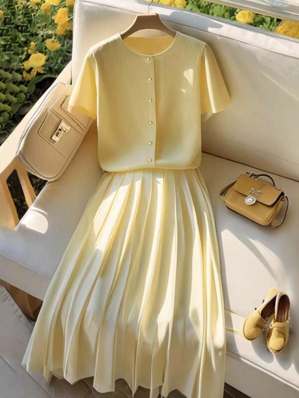 SHEIN PETITE Conjunto de 2 piezas de blusa de manga corta y cárdigan elegante amarillo para mujer, de verano
