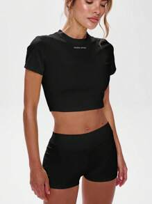 Musera Sport 圆领短袖修身运动上衣，适合健身房、板式网球、网球、匹克球、瑜伽、普拉提等运动，也适合日常休闲穿着。 - 黑色 - 查看 5