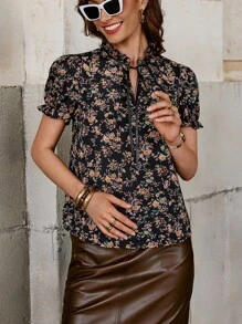Solivie 花卉印花系带泡泡袖衬衫、短袖上衣