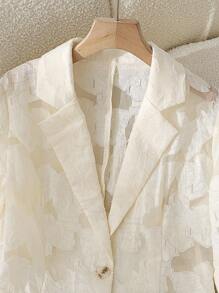 GlowEve Women's Jacquard Lapel NeckHalf Sleeve Single-Breasted Elegant Thin Blazer