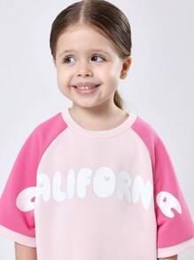 SUMWON Kalifornien Cool Kinder T-Shirt Kleid im Raglanstil, bequemes Sommer-Frühlings-Lässig-Spielkleid mit weißem Frontdruck