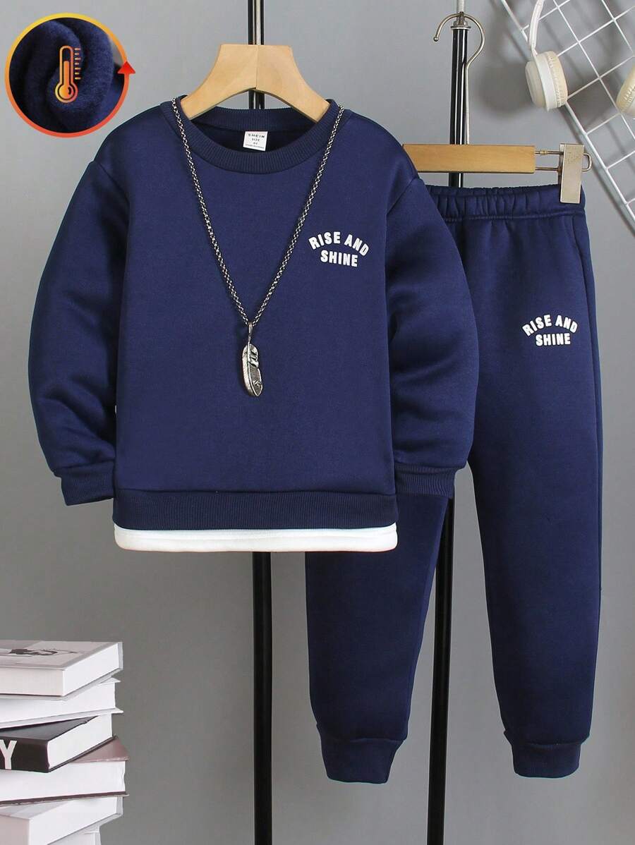 SHEIN 2pcs/Set Young Boys' Casual 2 In 1 Letter Print Round Neck Long Sleeve Top And Loose Shorts Set, Layered Design With Refined Letter Print, Adds A Casual Fashionable Touch, Relaxed Fit Ankle Length Pants, Soft & Comfortable Fabric Suitable For Mall, School, Sports, Party, Park And Back To School Season Fall Winter