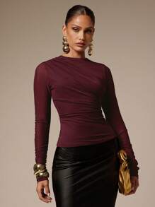 Silquee Áo thun nữ xếp ly màu trơn mỏng, thích hợp cho việc đi lại, áo thun lưới mỏng hở vai dễ thương màu đỏ rượu vang, thích hợp cho mùa thu, áo dự tiệc gợi cảm cổ bẻ thời trang màu đỏ rượu vang cổ điển, áo nữ, phong cách quần áo Giáng sinh cho phụ nữ, áo đi chơi năm mới cho phụ nữ, áo Giáng sinh cho phụ nữ, áo crop top cho phụ nữ, áo crop top cho phụ nữ phong cách retro cho phụ nữ - Cà phê nâu - Xem 1