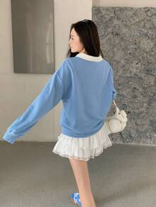 SHEIN 少女蓝白针织美式复古学院风 Polo 领落肩字母图案套头衫，长袖上衣，开学季 - 藍白色 - 查看 2