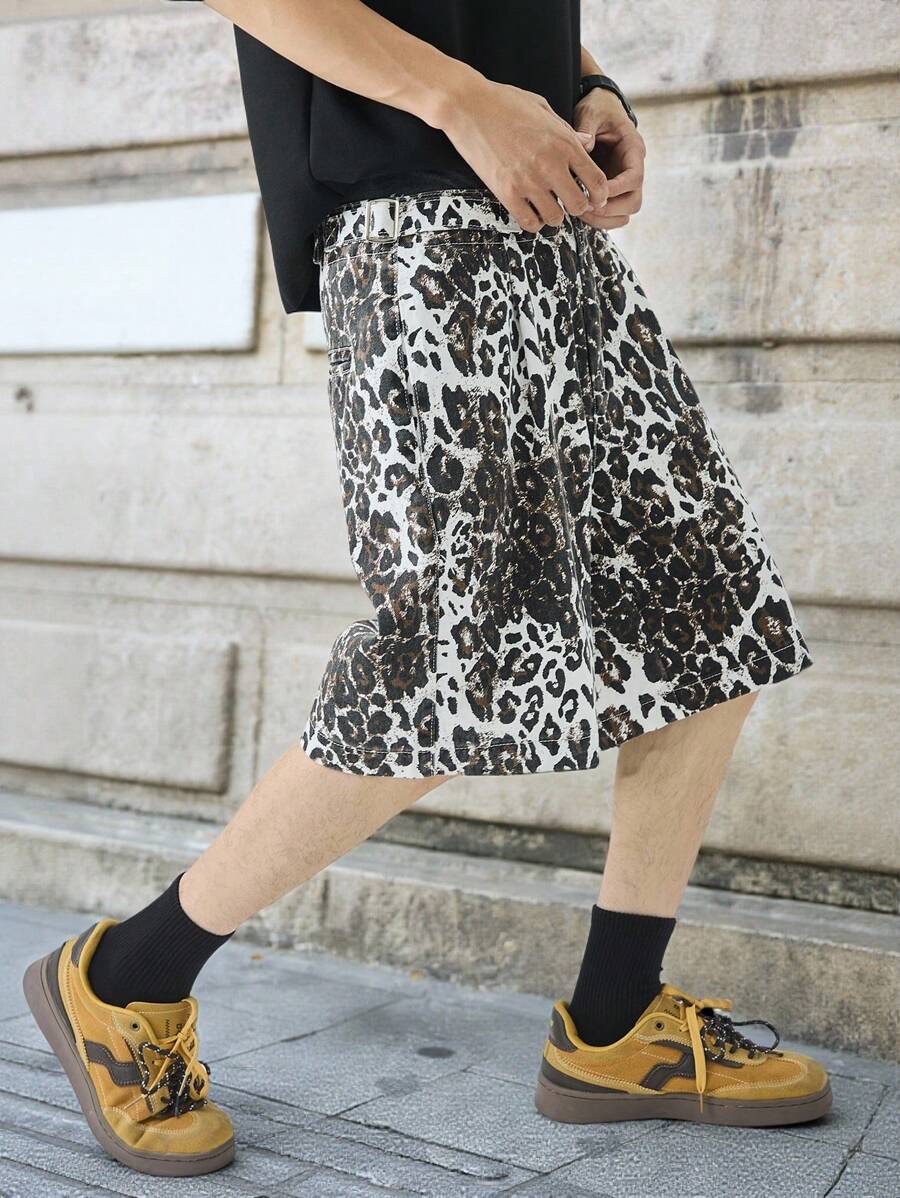 Manfinity Roghcode Manfinity Streetrush Men's Leopard Print Denim Shorts Avant-Garde Hip-Hop Streetwear Style With Pockets Multicolor Short Length For A Bold Look - Multicolor - View 1