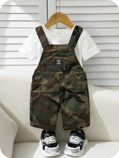 SHEIN 男婴夏季休闲补丁细节宽松直筒牛仔背带裤连体裤牛仔短裤（不含 T 恤），适合春夏季服装，儿童牛仔连体衣